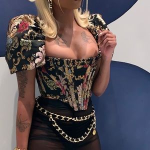 House Of CB Isabella Top✨✨